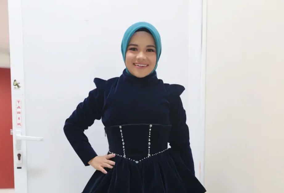 Biodata Zhifanna DA8, dari Pop ke Panggung Dangdut