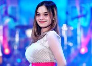 Biodata Ajeng Febria, Penyanyi Dangdut Viral 2026 Asal Blitar