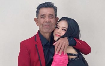 Ayah Melly Lee Meninggal Dunia, Ini Kronologinya