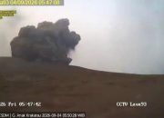 Anak Krakatau Erupsi 4 Kali Sejam, Kolom Abu 15 Km