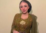 Biodata Niken Salindry lengkap, mulai dari umur, keluarga, pendidikan, perjalanan karier sebagai sinden, hingga lagu yang membuatnya dikenal luas.