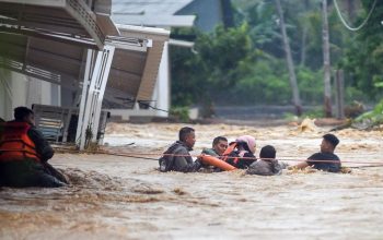 Banjir di Padang, Keselamatan Anak dan Lansia Disorot