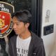 Penyanyi yang akrab disapa Onyo itu menjalani pemeriksaan pada Kamis, 8 Oktober 2026, di Polda Metro Jaya dengan didampingi kuasa hukumnya, Timothy Ezra.
