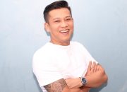 Simak biodata lengkap Boris Bokir: umur, agama, pendidikan, karier komika, filmografi, hingga film terbarunya Yang Disebut Nakal.