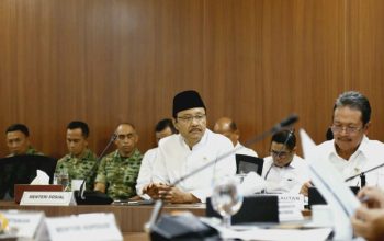 HP gratis untuk penerima bansos masih berupa wacana yang dikaji Kemensos, dengan prioritas bagi masyarakat yang belum memiliki ponsel.