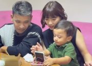 Chika Jessica membagikan momen bersama Thayaka Putra Onsu, anak balita yang diasuh Ruben Onsu, serta menyampaikan pesan haru tentang masa lalunya.